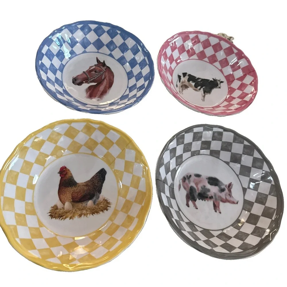 On The Farm Adorable Cereal Bowls Melamine Set Of 4 Pig Horse Cow Hen NEW